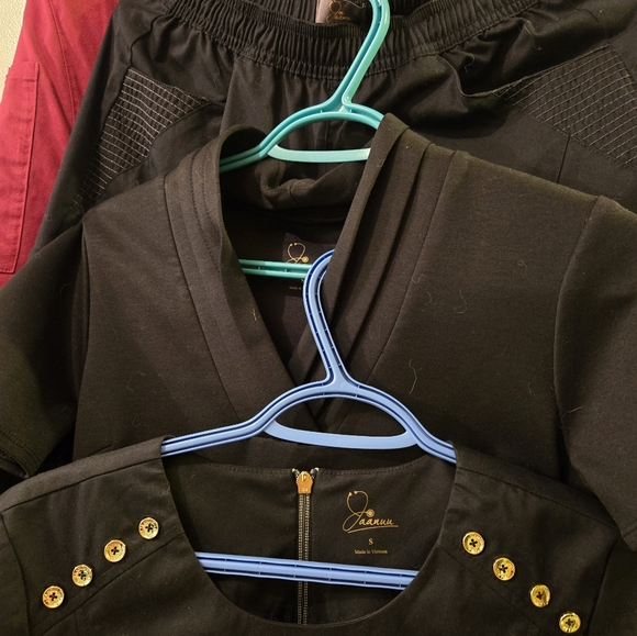 Two Scrub outfits - Picture 2 of 5